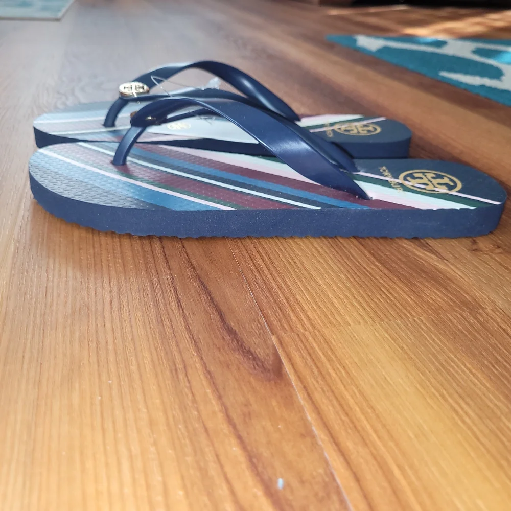 Tory Burch Thea Flipflops - Picture 5 of 6